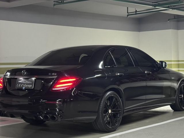Mercedes-Benz/賓士   E-CLASS  E43  第2張相片