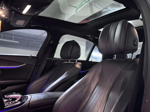 Mercedes-Benz/賓士   E-CLASS  E300  第3張相片