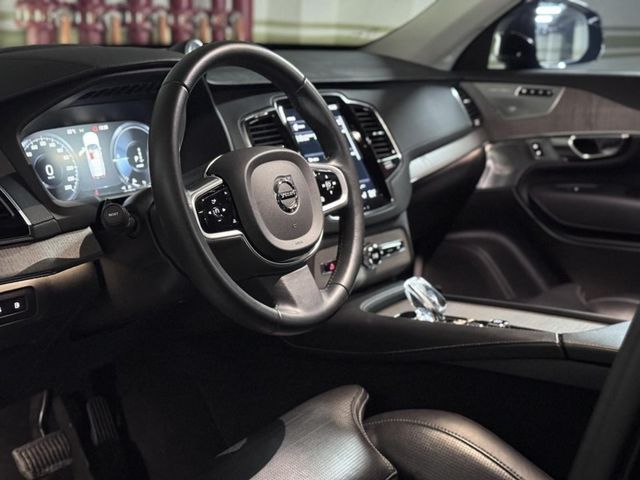 Volvo  XC90  第3張相片