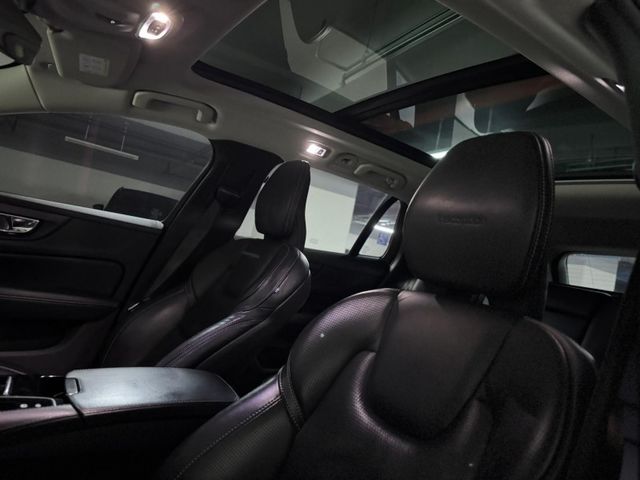 Volvo  V60  第3張相片