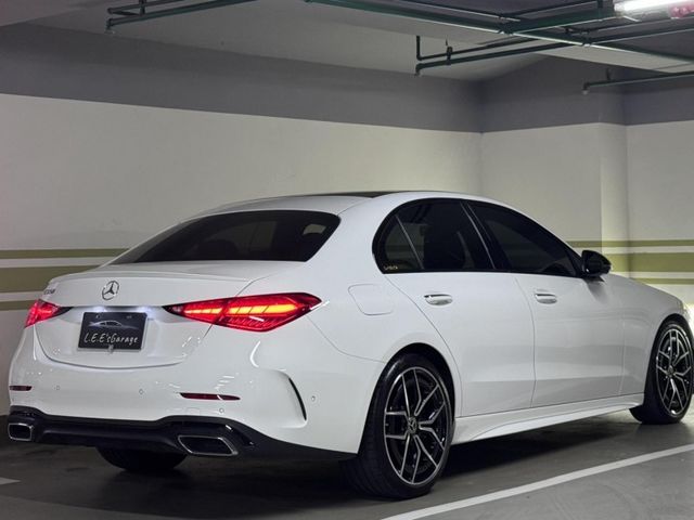 Mercedes-Benz/賓士   C-CLASS  C300  第3張相片