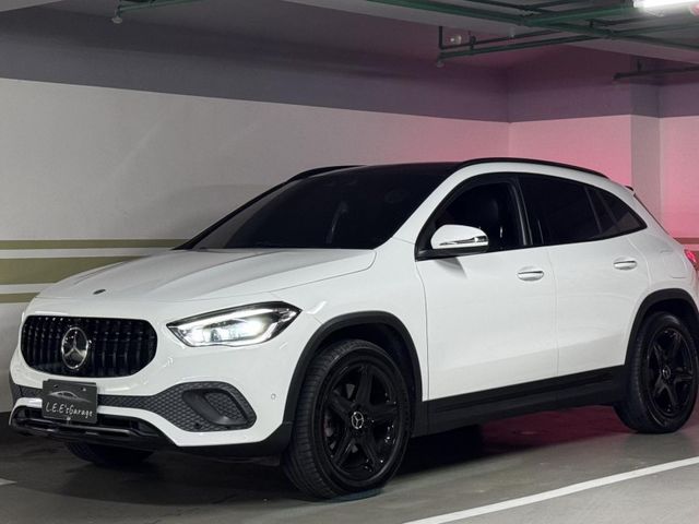 Mercedes-Benz/賓士   GLA-CLASS  GLA200 2020 GLA200 多光束 全景   第1張相片