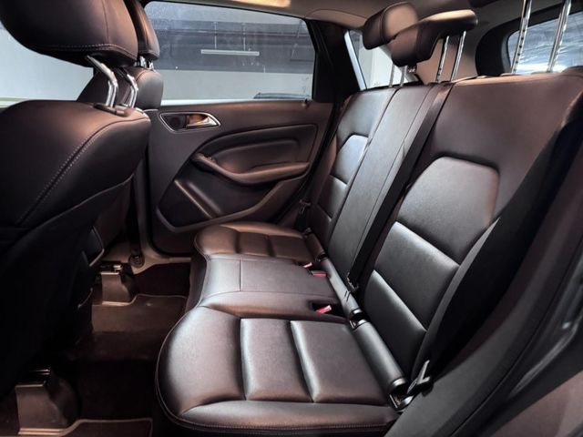 Mercedes-Benz/賓士   B-CLASS  B180 B180 車況  第4張相片