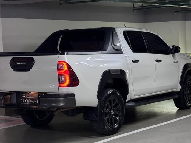 Toyota  HILUX 海力士 HILUX 2.8   第4張相片