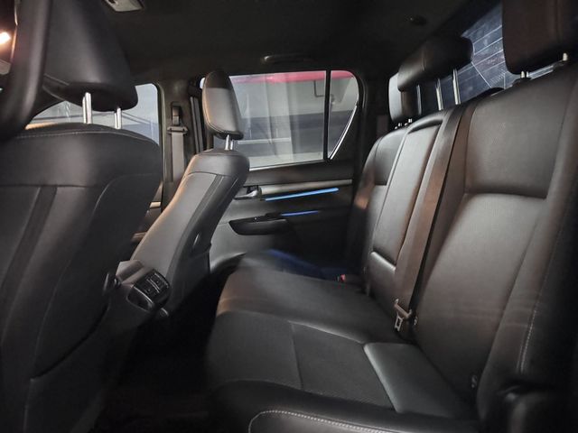 Toyota  HILUX 海力士 HILUX 2.8   第5張相片