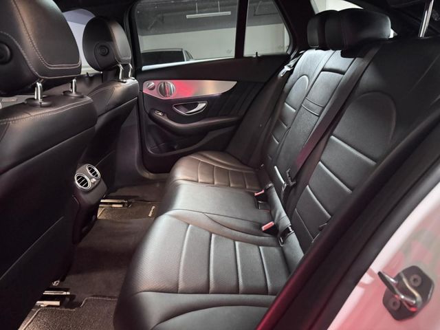 Mercedes-Benz/賓士   C-CLASS  C250 C250 旅行版 有跟車  第5張相片