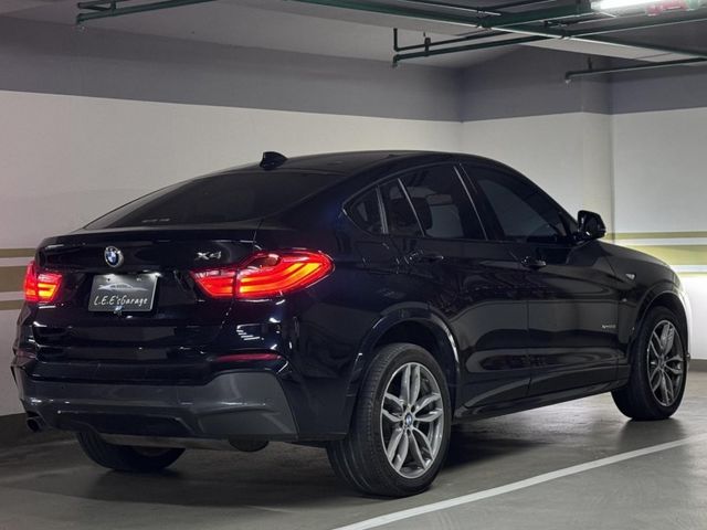 BMW/ 寶馬  X4 SERIES  X4 xDrive20i F26 X4 20i M SPORT 有跟車  第4張相片