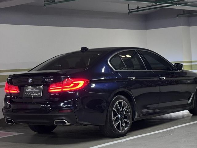 BMW/ 寶馬  5 SERIES  530i  第2張相片