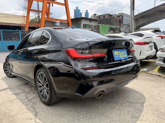 BMW/ 寶馬  3 SERIES  320i SEDAN   第2張相片