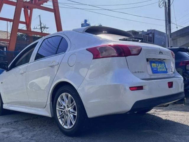 Mitsubishi  Lancer Sportback 五門凌帥 LANCER SPORTBA  第2張相片
