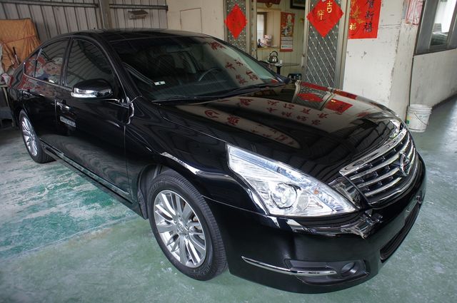 Nissan teana 350