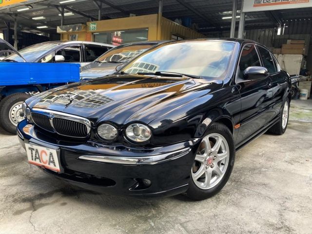 Jaguar  X-Type  第2張相片