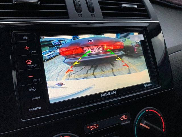 Nissan  Tiida  第9張相片