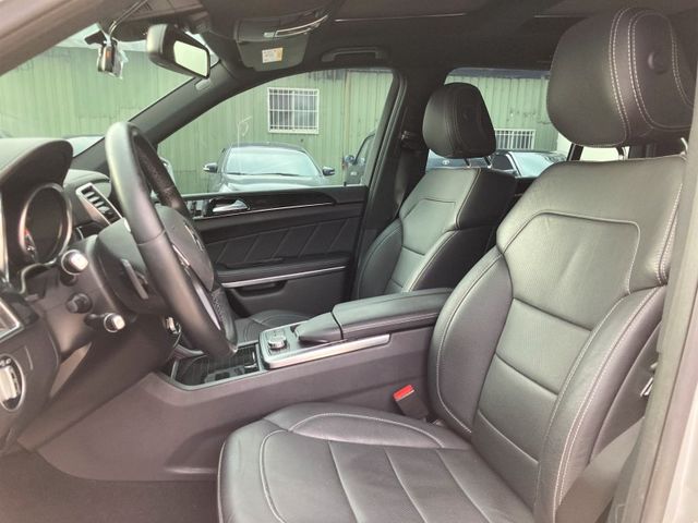 Mercedes-Benz/賓士   GL-CLASS  GL350  第4張相片