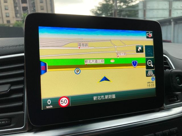 Mercedes-Benz/賓士   GL-CLASS  GL350  第9張相片