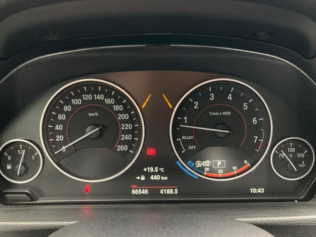BMW/ 寶馬  3 SERIES  320i  第9張相片