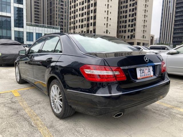 Mercedes-Benz/賓士   E-CLASS  E200  第3張相片
