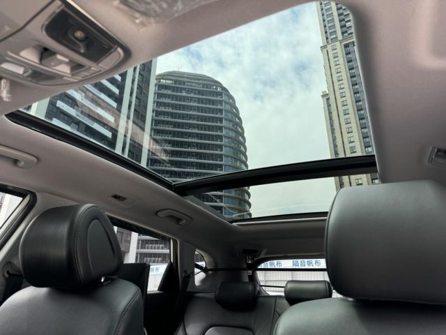 Hyundai  Tucson  第14張相片