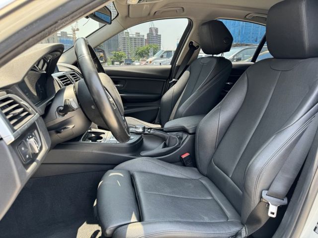 BMW/ 寶馬  3 SERIES  318i  第6張相片