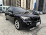 BMW/ 寶馬  X1 SERIES  X1 sDrive20d 總代理 X1 實車在店 黑色休旅車 雙前電動  第2張縮圖