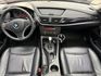 BMW/ 寶馬  X1 SERIES  X1 sDrive20d 總代理 X1 實車在店 黑色休旅車 雙前電動  第8張縮圖