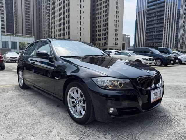 BMW/ 寶馬  3 SERIES  320i  第2張相片
