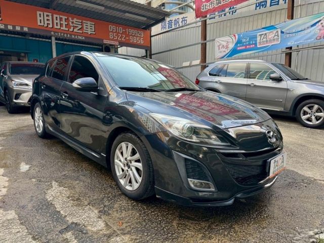 Mazda  Mazda3  第2張相片