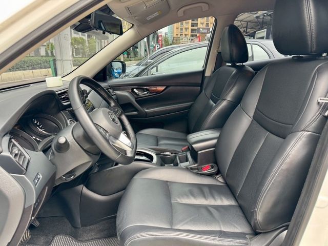 Nissan  X-Trail  第6張相片