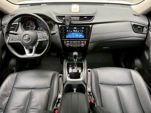 Nissan  X-Trail  第9張相片