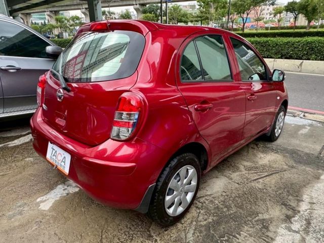 Nissan  March  第3張相片