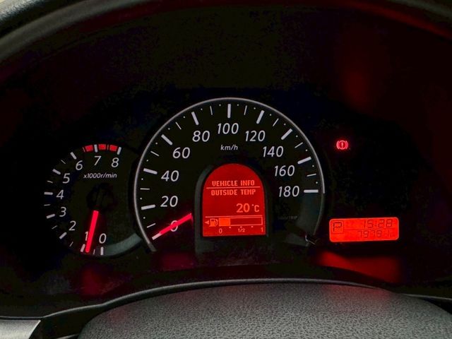 Nissan  March  第9張相片