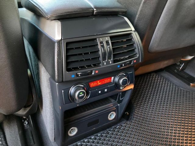 BMW/ 寶馬  X5 SERIES  X5 xDrive35i  第13張相片