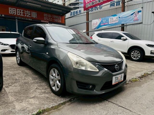 Nissan  Tiida  第1張相片