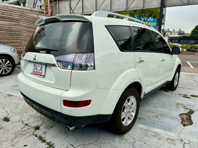 Mitsubishi  Outlander  第3張相片