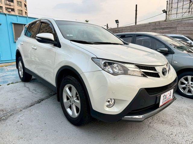 Toyota  RAV4  第1張相片