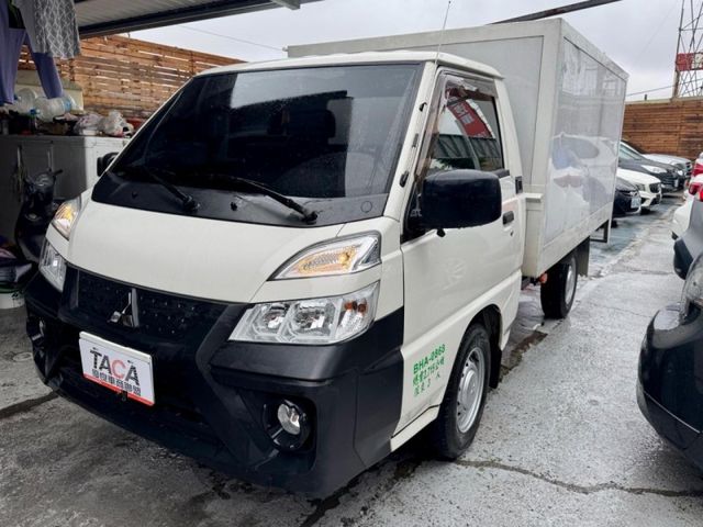 Mitsubishi  Delica DELICA 得利卡 2.4 貨車 環景影像 藍芽 衛星導航 原廠保養   第4張相片