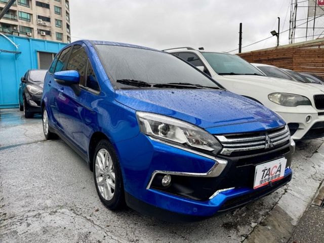 Mitsubishi  Colt Plus Colt Plus 可魯多 原版件 免匙 顯影 後視鏡電動摺疊 電動  第2張相片