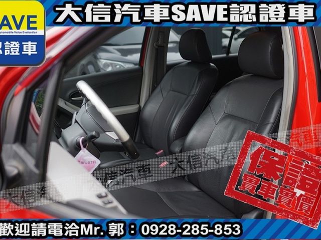 Toyota  Yaris  第12張相片