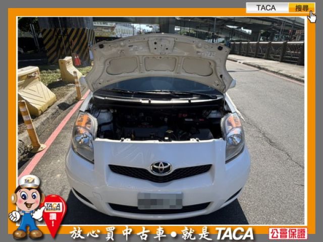 Toyota  Yaris  第12張相片