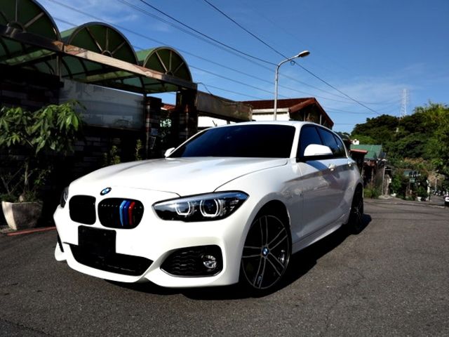 BMW(總代理)2018年 M125I 公里數保證2萬 全車原漆 車庫車 歡迎來店賞車 特價中  第1張相片