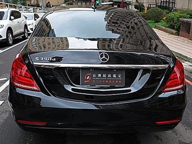 Mercedes-Benz/賓士   S-CLASS  S350d L  第3張相片