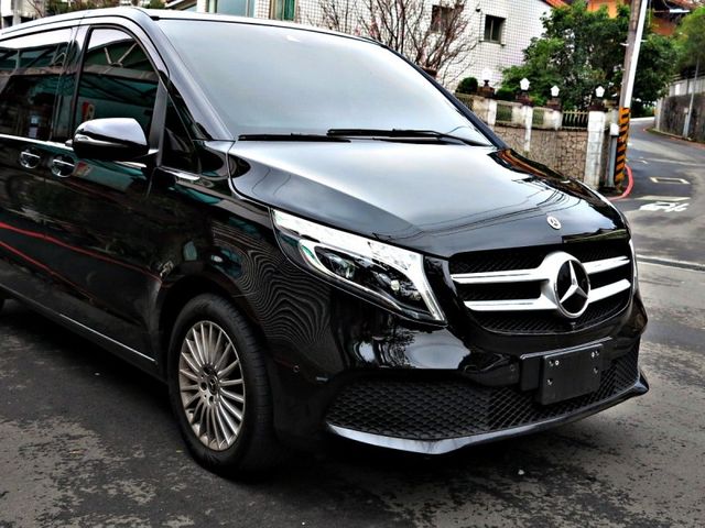 Mercedes-Benz/賓士   V-CLASS  V250d  第2張相片