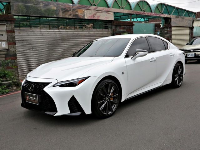 Lexus  IS  第1張相片