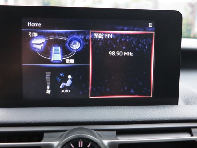 Lexus  IS  第13張相片