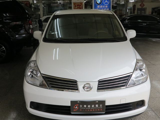 Nissan  Tiida 2015年 全車原鈑件 可0頭款  第2張相片
