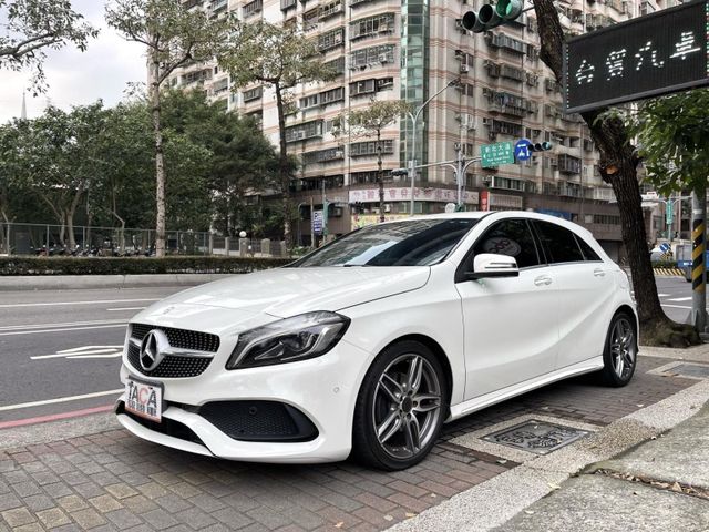 Mercedes-Benz/賓士   A-CLASS  A180 M-Benz A-Class 2016款 AMG A180 Line   第1張相片