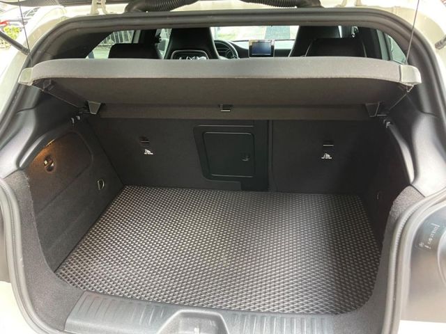 Mercedes-Benz/賓士   A-CLASS  A180 M-Benz A-Class 2016款 AMG A180 Line   第14張相片