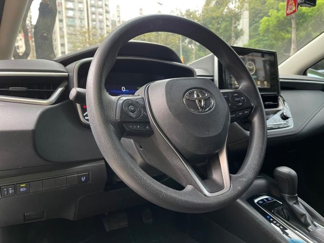 Toyota  Altis  第10張相片