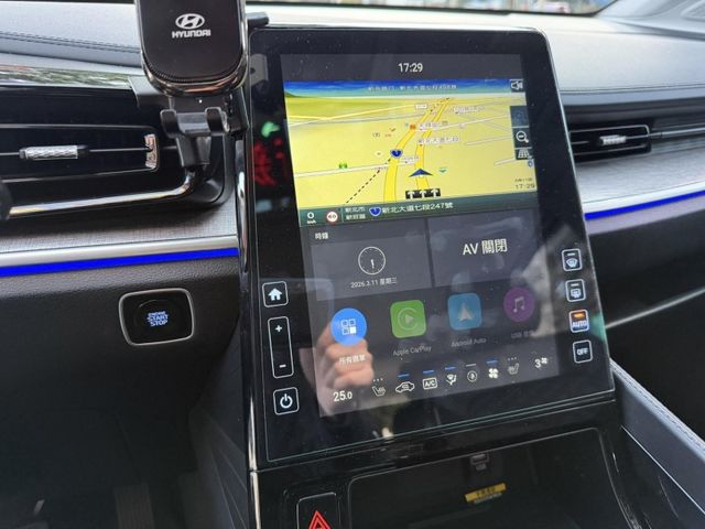 Hyundai  Custin  第11張相片