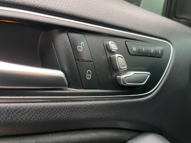 Mercedes-Benz/賓士   A-CLASS  A180  第2張相片